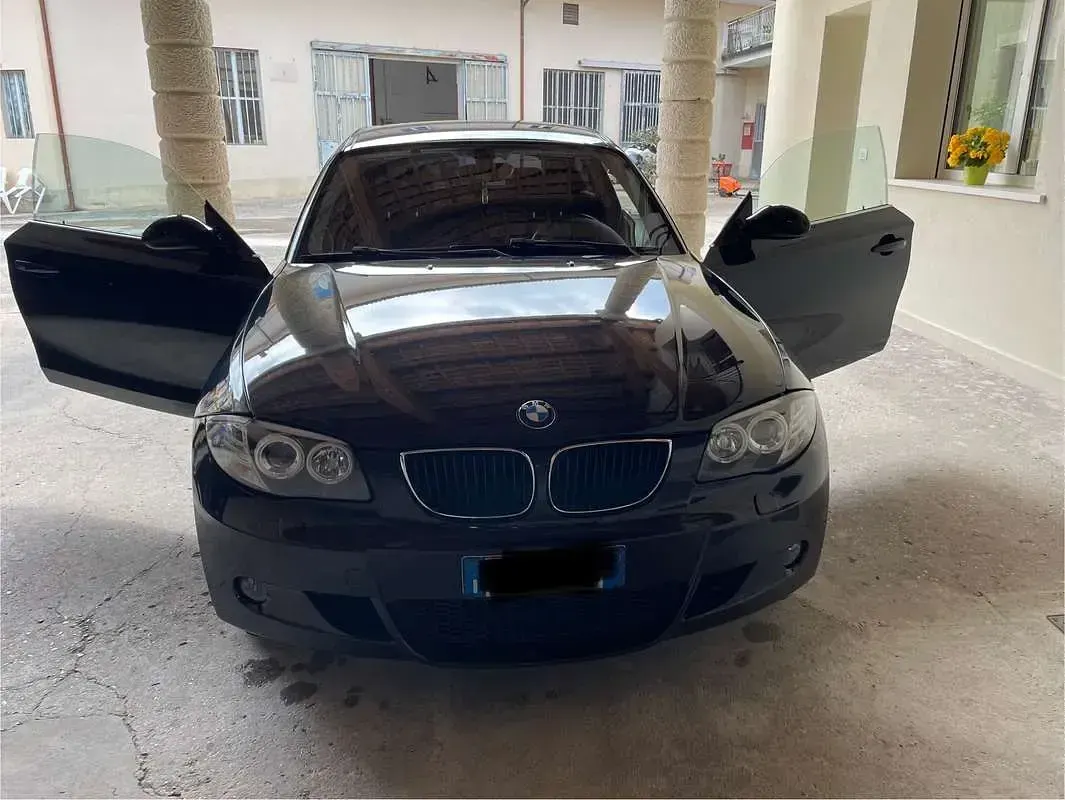 Usata BMW 118 M Sport 143 CV (105 kW) 2009 Nero Utilitaria