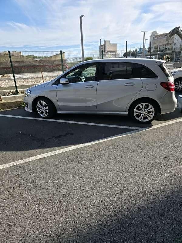 Usata Mercedes B200 Business 136 CV (100 kW) 2016 Monovolume