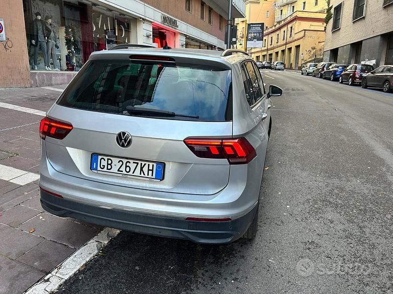 Usata VW Tiguan Life 150 CV (110 kW) 2021 Grigio SUV