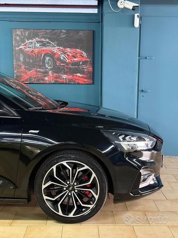 Usata Ford Focus ST-Line 120 CV (88 kW) 2019 Marrone Station wagon