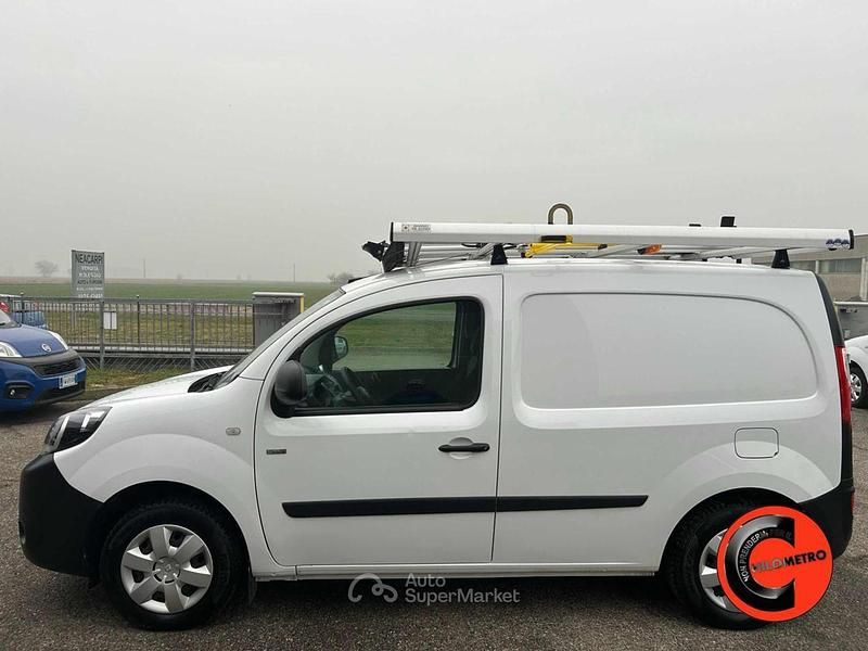 Usata Renault Kangoo 44 kW (60 CV) 2020 Bianco pastello Monovolume