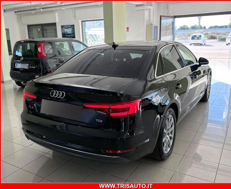 Usata Audi A4 Business 150 CV (110 kW) 2016 Nero Berlina
