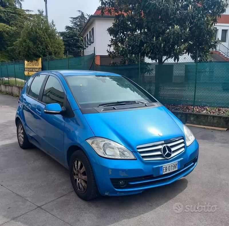 Usata Mercedes A150 2010 Blu Berlina
