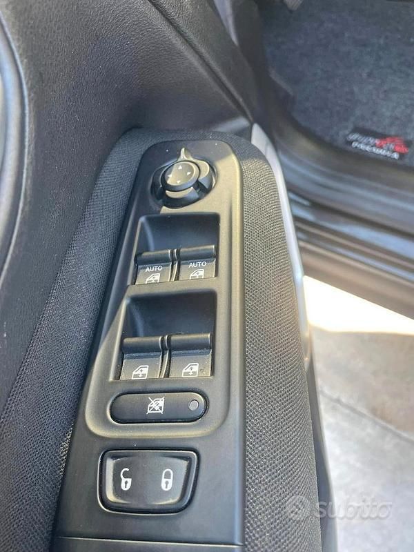 Usata Jeep Renegade Longitude 120 CV (88 kW) 2019 Nero SUV
