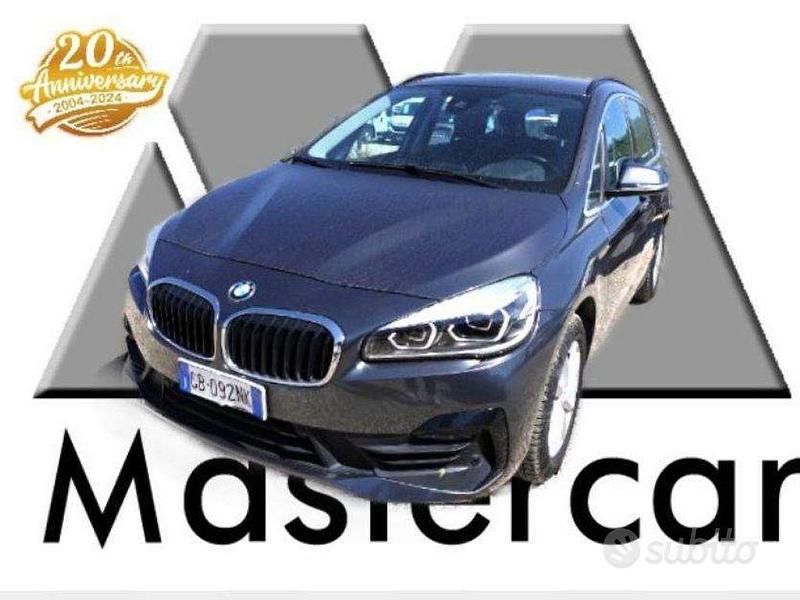 Grigio Usata 2020 BMW 216 Gran Tourer Monovolume | 15.900 € (Buon prezzo) - Immagine 1/4
