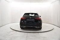 Usado Mercedes A180 AMG line 136 HP (100 kW) 2025 Preto Sedan