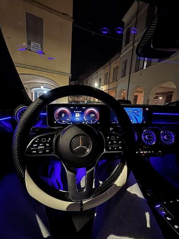 Usata Mercedes CLA200 Business 150 CV (110 kW) 2019 Coupé