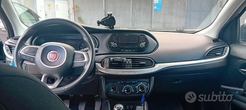 Usata Fiat Tipo 2017 Blu Station wagon