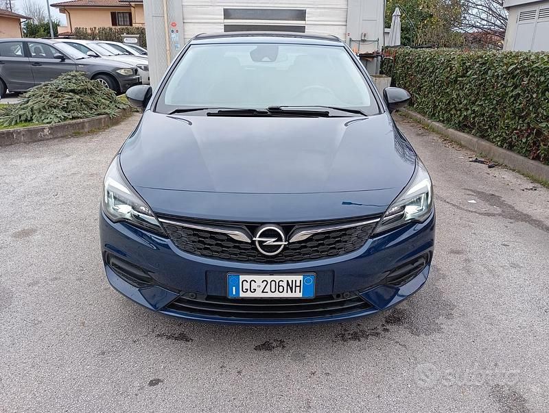 Usata Opel Astra 122 CV (89 kW) 2021 Blu Berlina