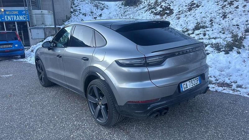 Usata Porsche Cayenne Coupe 340 CV (250 kW) 2020 Nero Coupé