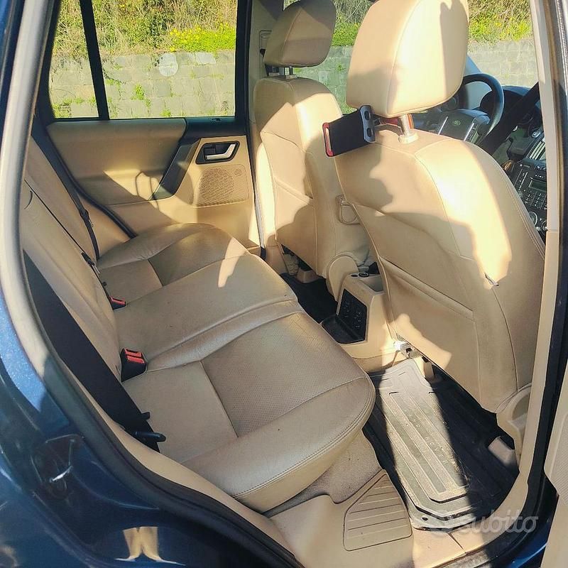 Usata Land Rover Freelander 2 HSE 150 CV (110 kW) 2007 Blu SUV