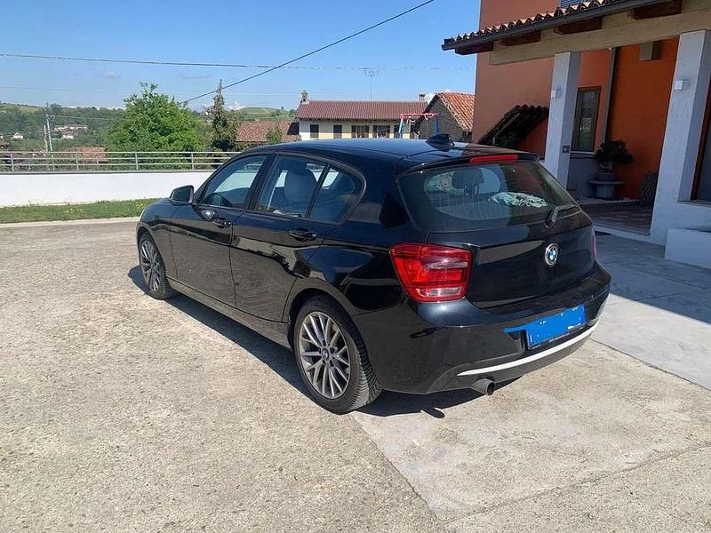 Usata BMW 118 143 CV (105 kW) 2012 Nero Utilitaria