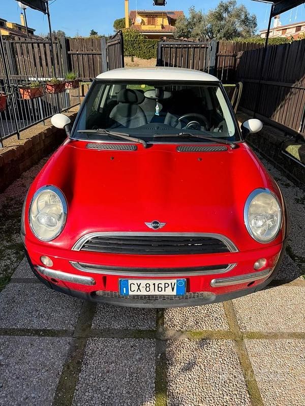 Usata Mini Cooper 2005 Rosso Utilitaria