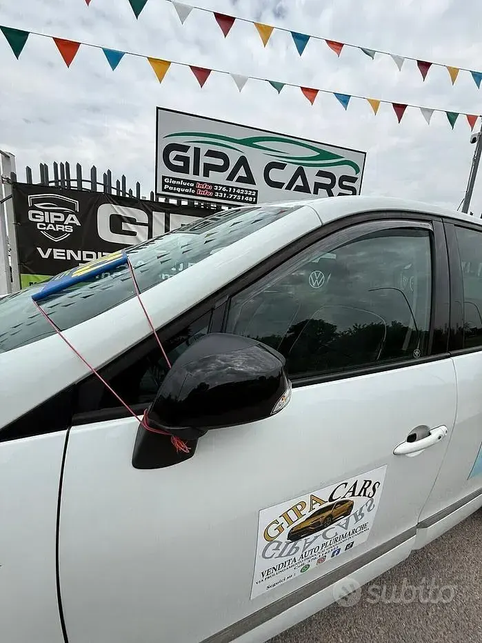 Usata Renault Scenic E-Tech Bose Edition 110 CV (80 kW) 2012 Bianco Monovolume