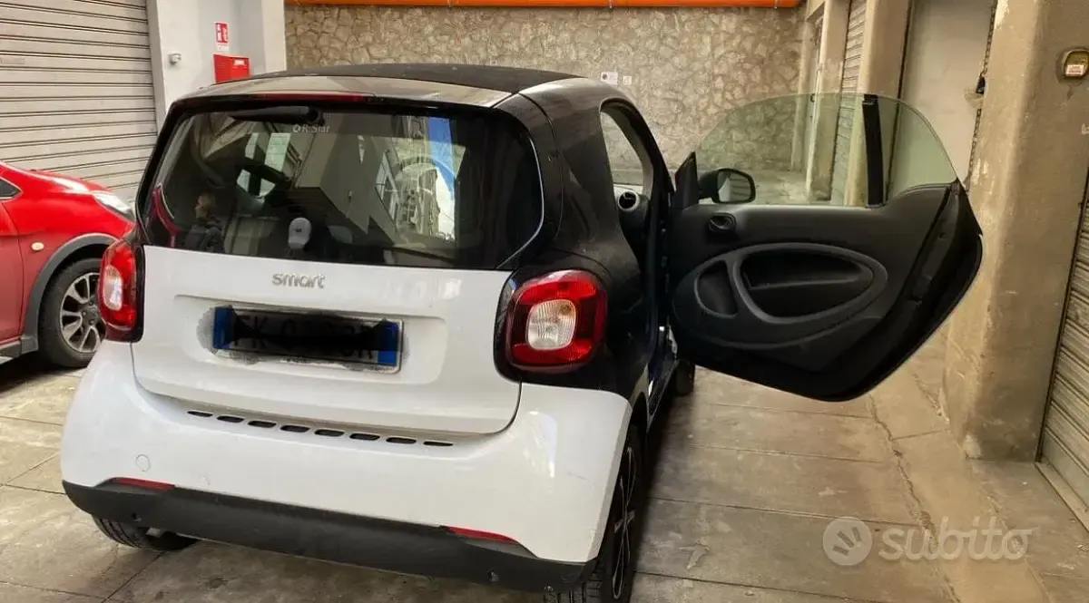 Usata Smart ForTwo Coupé 71 CV (52 kW) 2017 Bianco Coupé