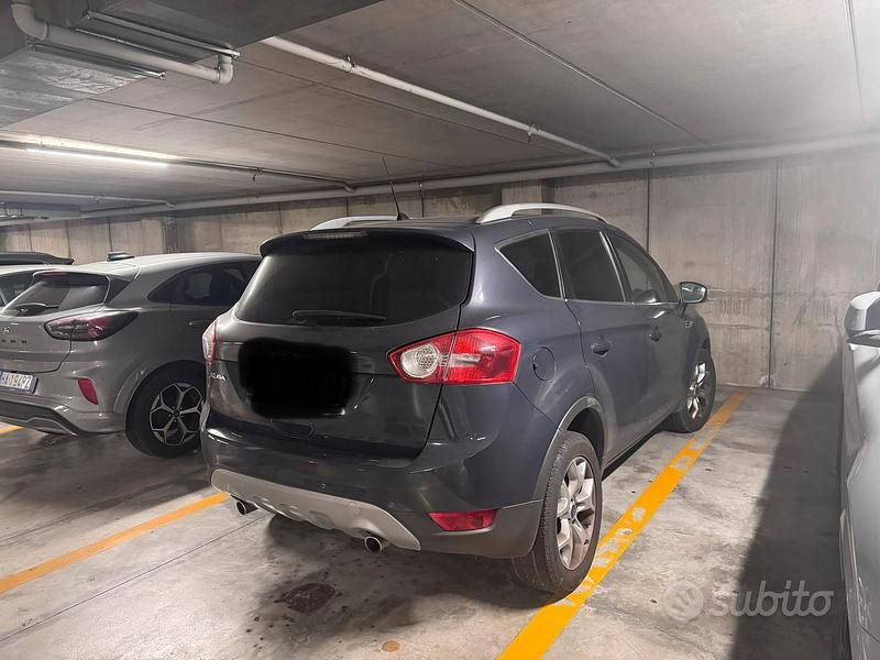 Usata Ford Kuga 140 CV (102 kW) 2012 Blu SUV