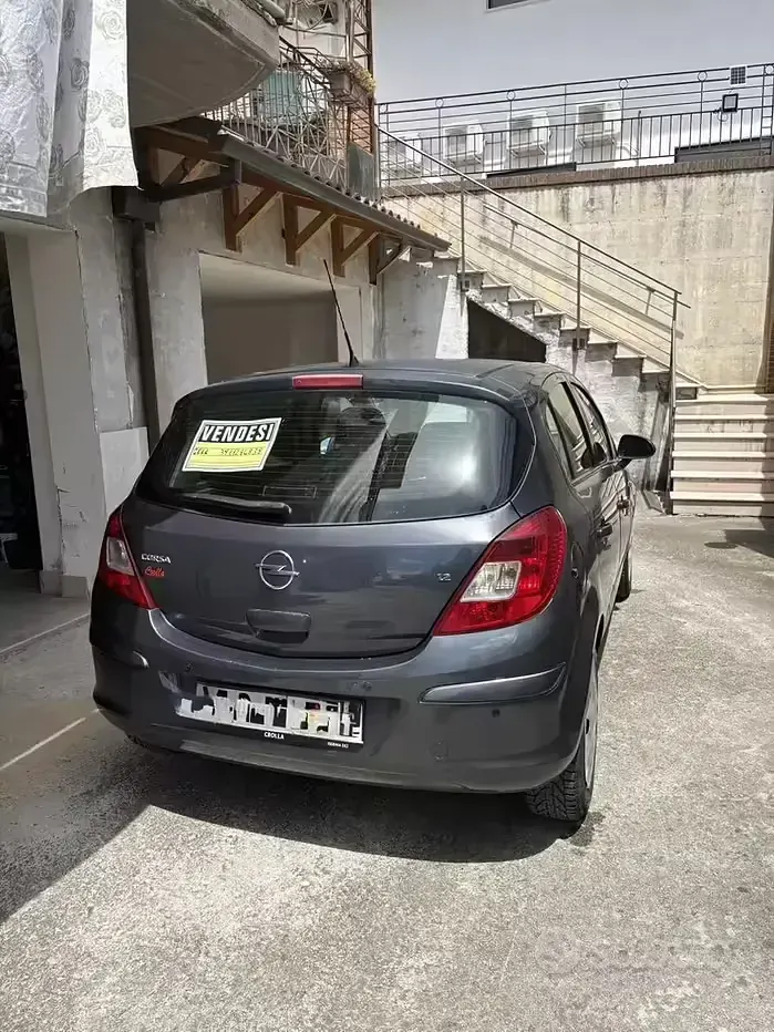 Usata Opel Corsa 60 CV (44 kW) 2008 Grigio Utilitaria
