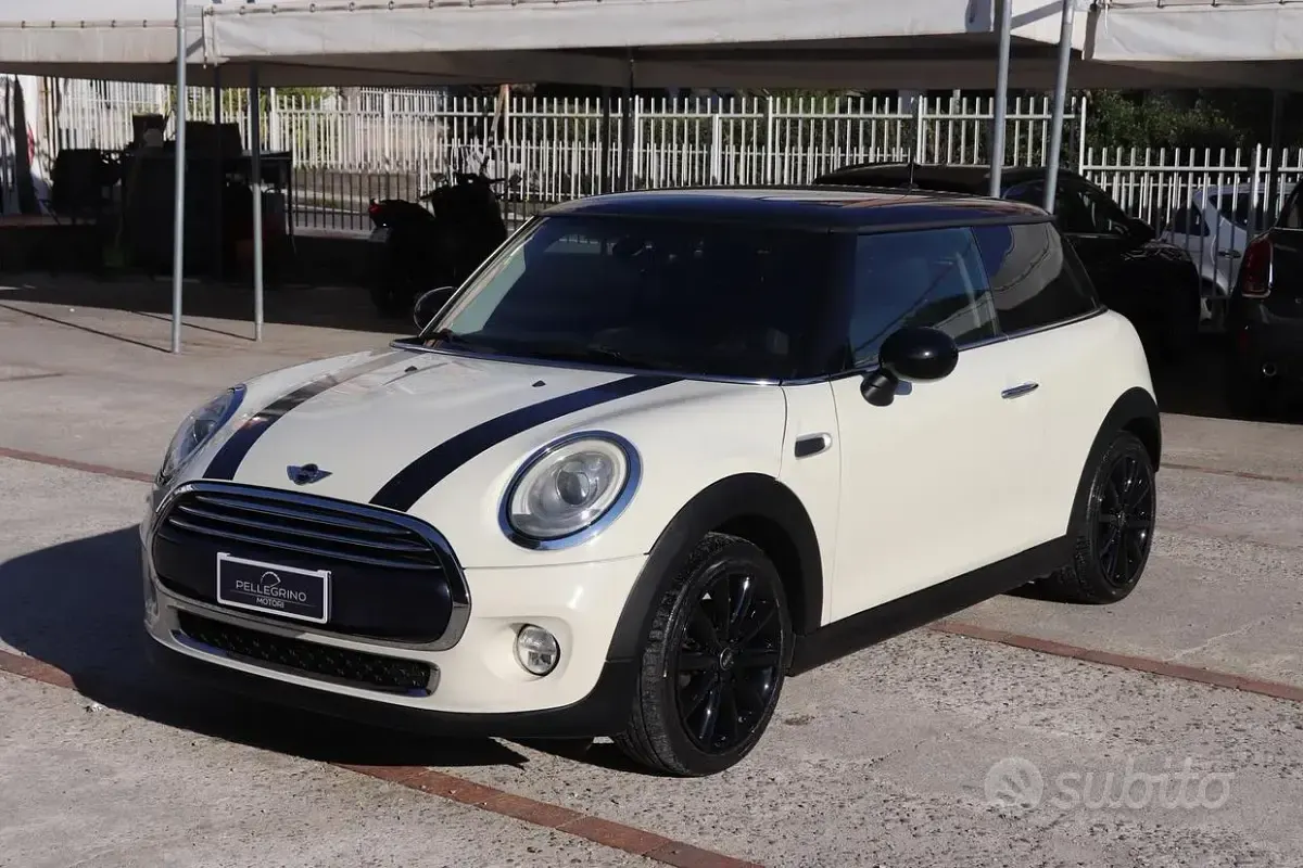 Usata Mini One D 116 CV (85 kW) 2016 Beige Utilitaria