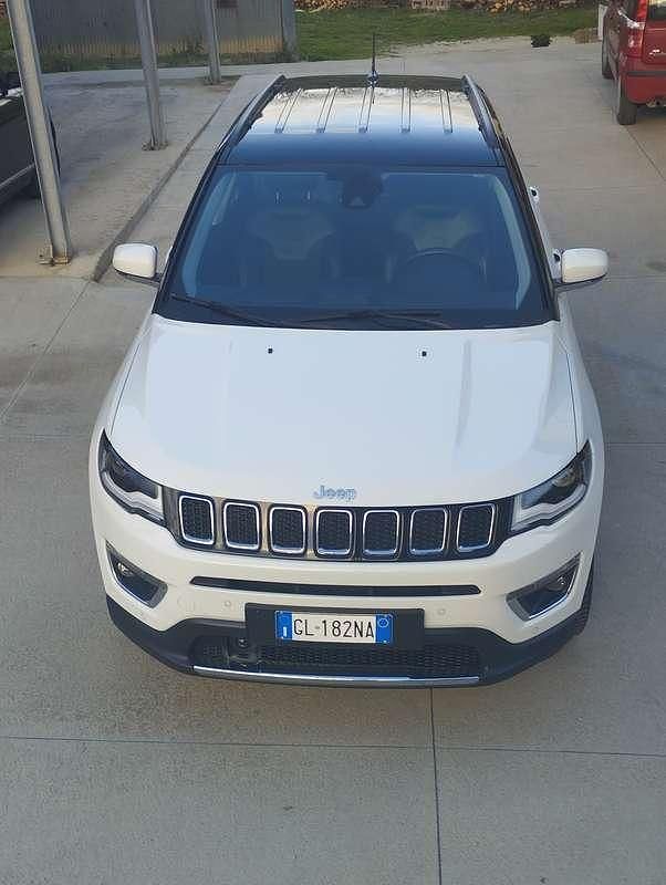 Usata Jeep Compass Limited 140 CV (102 kW) 2018 Bianco SUV