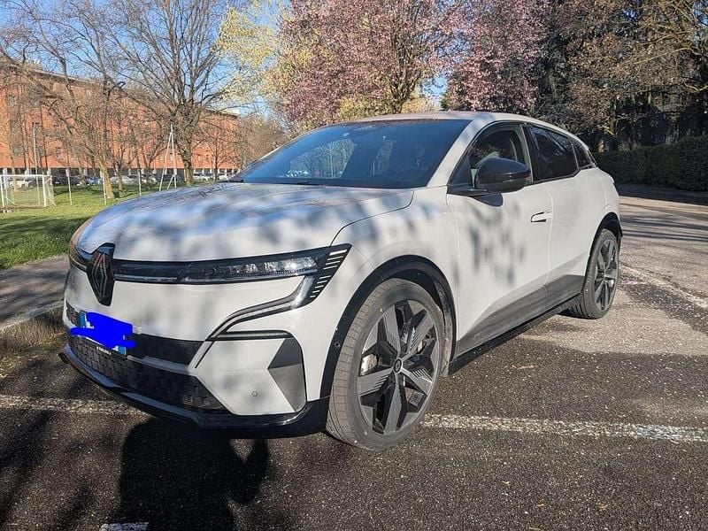 Usata Renault Mégane Techno 55 kW (75 CV) 2023 Grigio Berlina