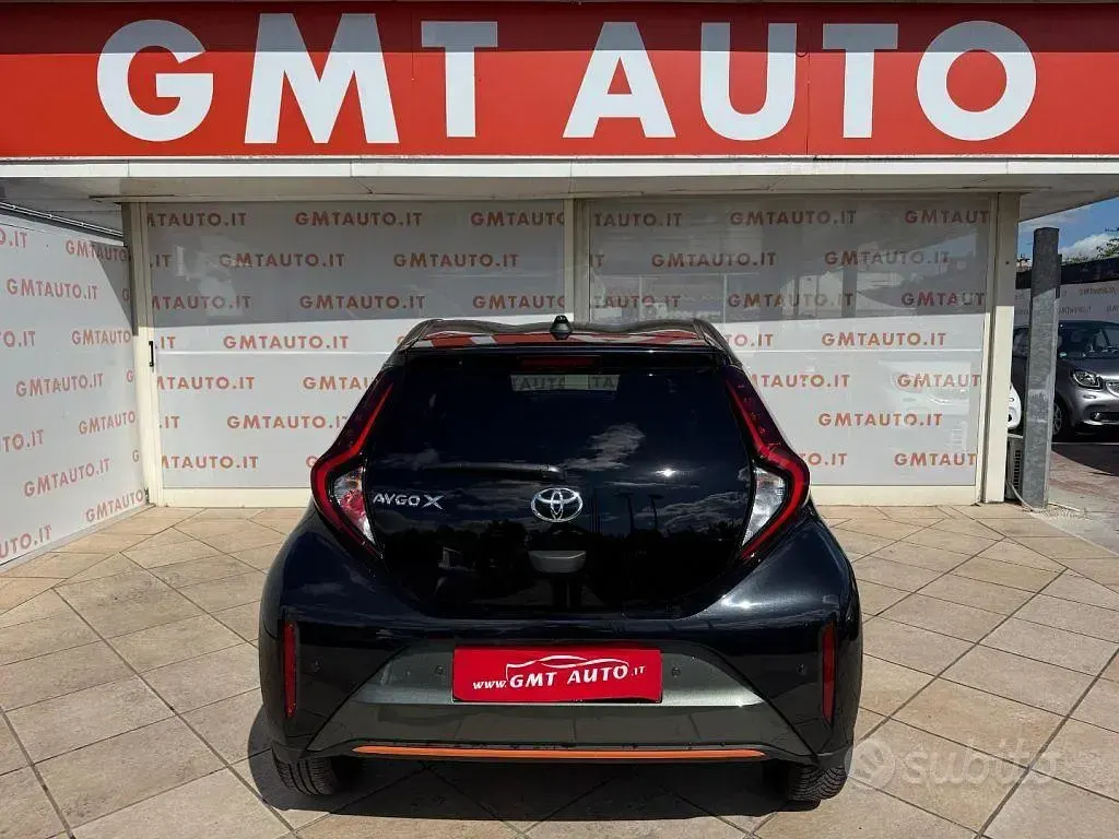 Usata Toyota Aygo X Limited 72 CV (52 kW) 2022 Verde SUV
