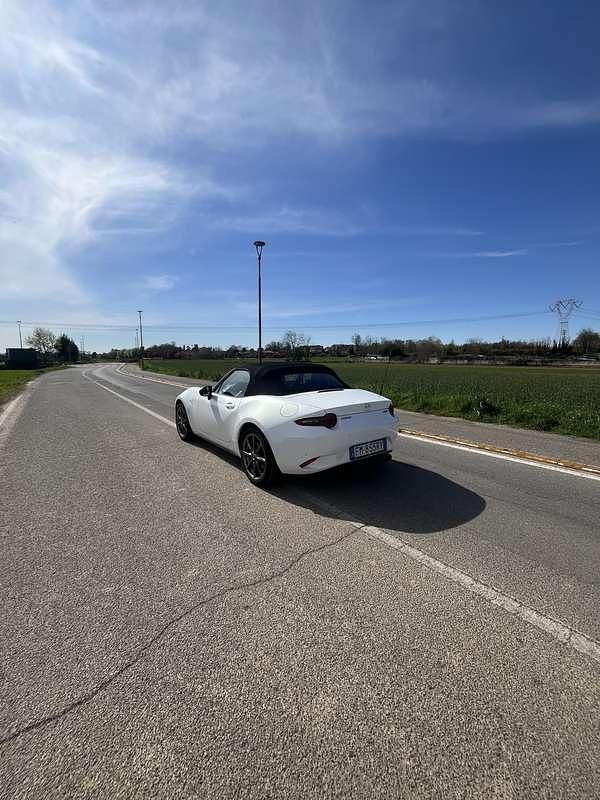 Usata Mazda MX5 Inclusive 160 CV (117 kW) 2018 Cabrio