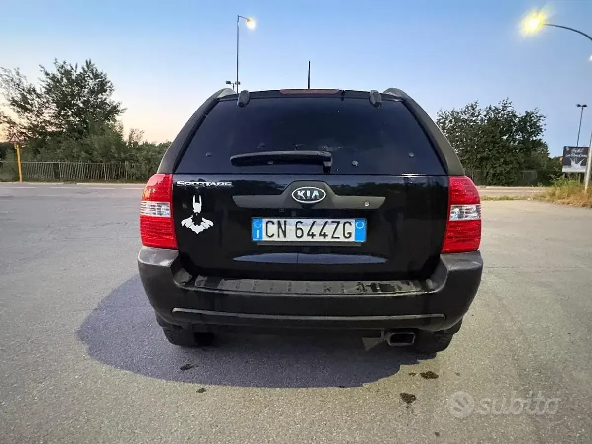 Usata Kia Sportage Active 141 CV (103 kW) 2005 Nero SUV