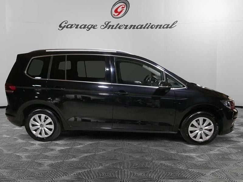 Usata VW Touran Executive 150 CV (110 kW) 2021 Nero Monovolume