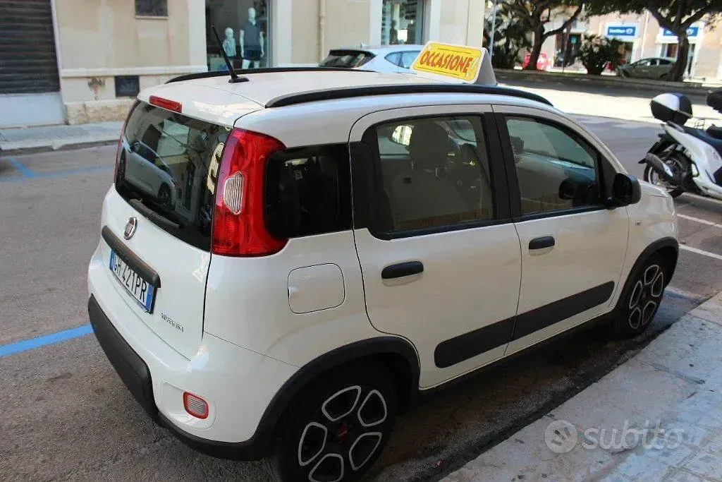 Usata Fiat Panda City Life 69 CV (50 kW) 2021 Bianco Utilitaria