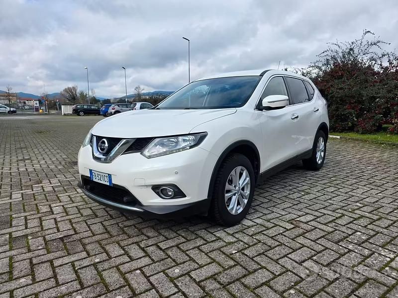 Usata Nissan X-Trail Acenta 131 CV (96 kW) 2015 Bianco SUV