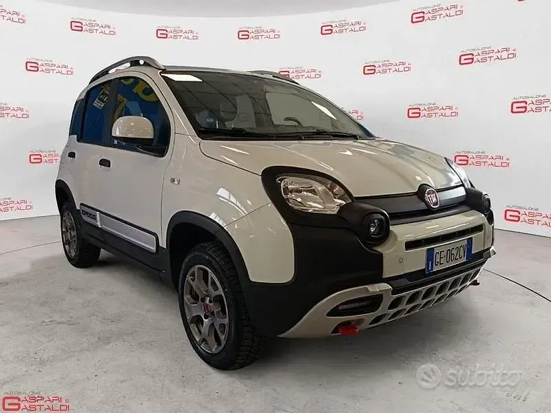 Usata Fiat Panda Cross Cross 86 CV (63 kW) 2021 Bianco Utilitaria