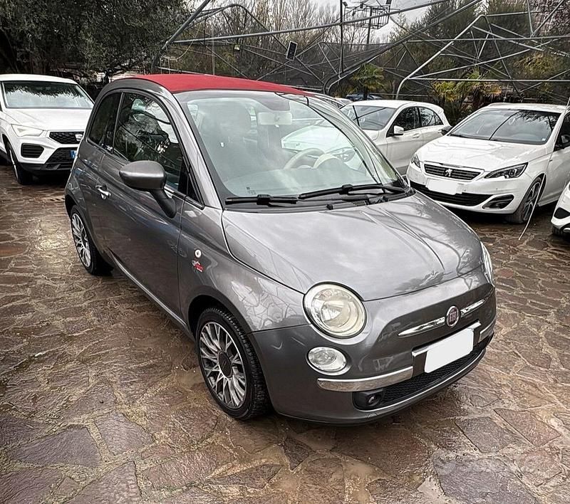 Begagnad Fiat 500C Rock 85 HK (62 kW) 2011 Grå Cab