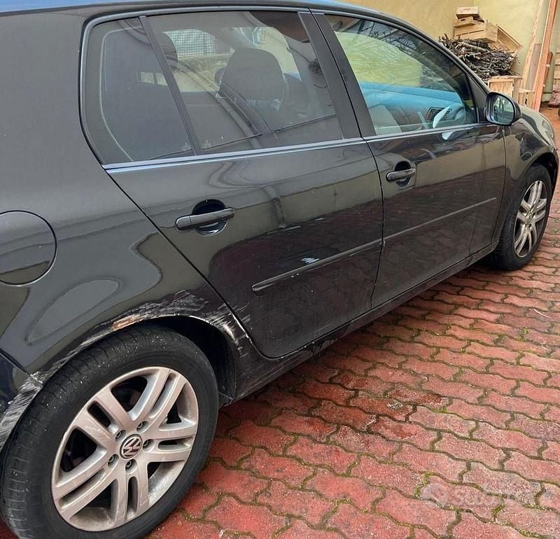 Usata VW Golf VI 120 CV (88 kW) 2008 Nero Utilitaria