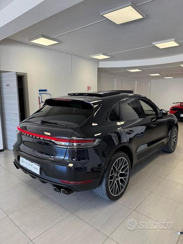 Usata Porsche Macan 245 CV (180 kW) 2021 Nero SUV