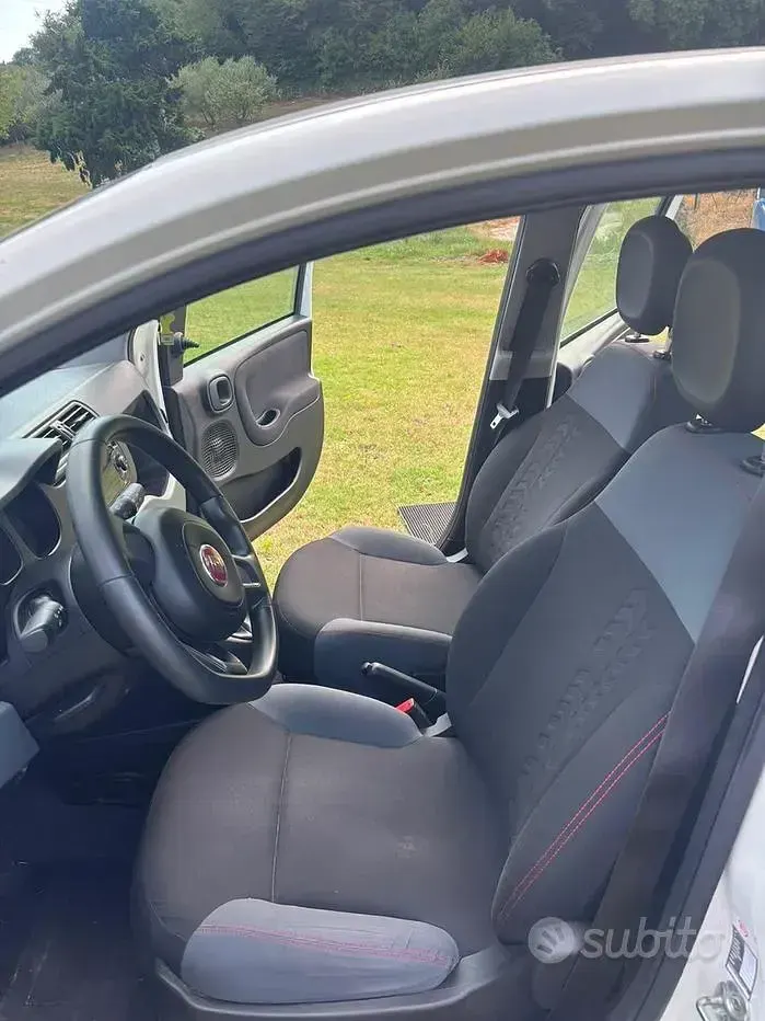 Usata Fiat Panda 69 CV (50 kW) 2019 Bianco Utilitaria
