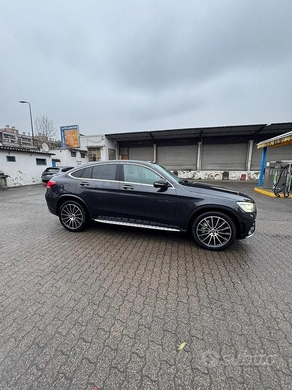 Usata Mercedes GLC300 245 CV (180 kW) 2020 Coupé