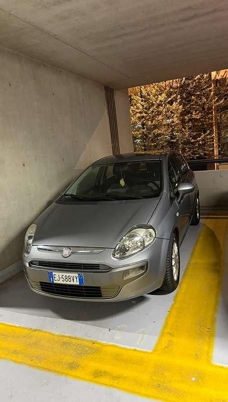 Usata Fiat Punto Evo Active 95 CV (69 kW) 2011 Grigio Utilitaria