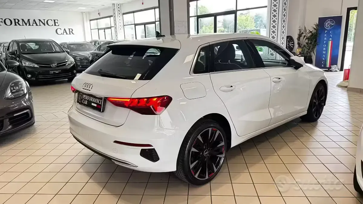 Usata Audi A3 Advanced 116 CV (85 kW) 2022 Bianco Berlina