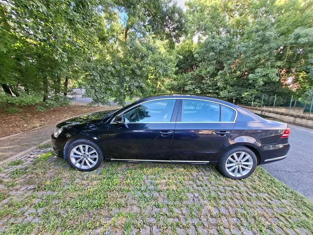 Usata VW Passat Highline 140 CV (102 kW) 2011 Nero Berlina