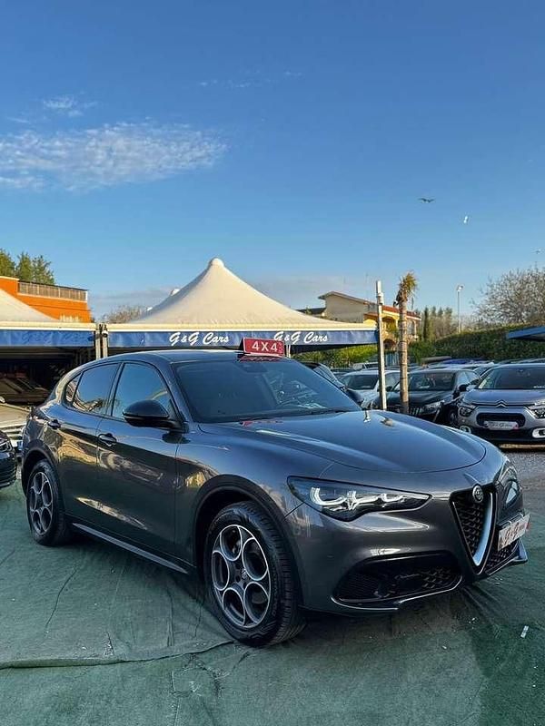 Usata Alfa Romeo Stelvio Ti 209 CV (153 kW) 2023 Grigio SUV