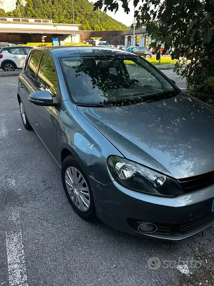 Usata VW Golf VI 110 CV (80 kW) 2008 Grigio Utilitaria