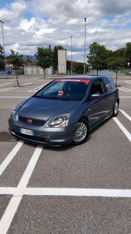 Usata Honda Civic Sport 101 CV (74 kW) 2005 Grigio Berlina