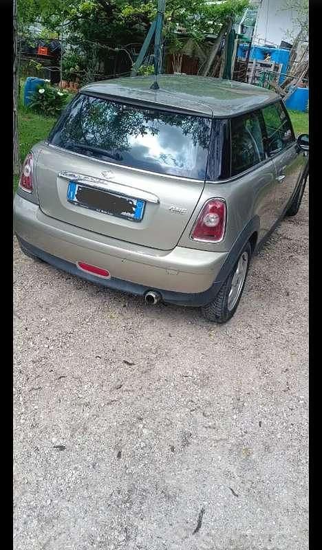 Usata Mini ONE 90 CV (66 kW) 2007 Verde Utilitaria