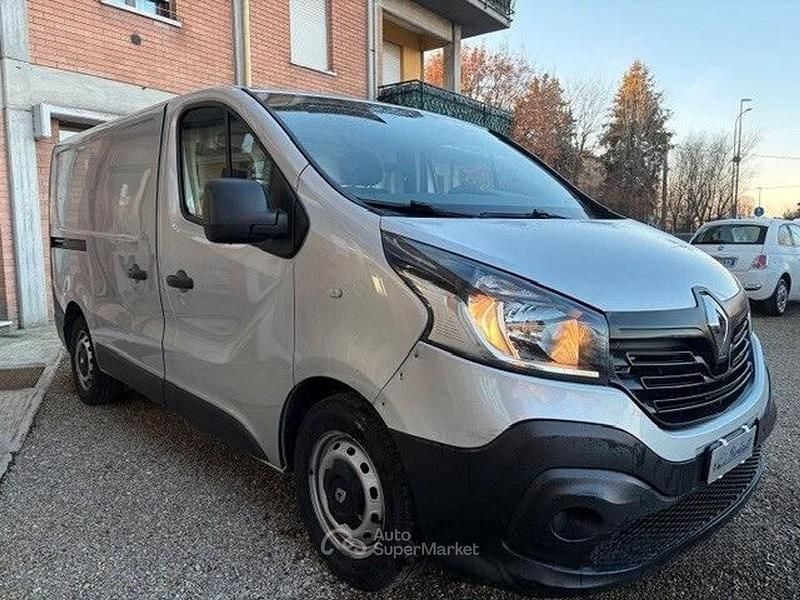 Usata Renault Trafic 116 CV (85 kW) 2015 Monovolume