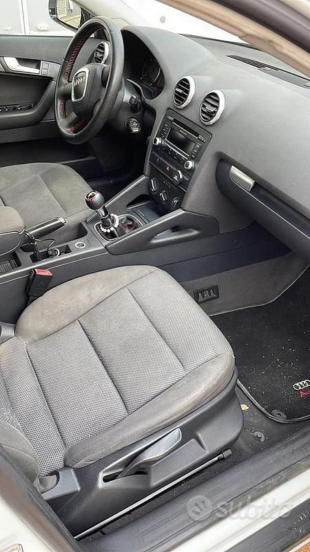 Usata Audi A3 102 CV (75 kW) 2010 Bianco Utilitaria