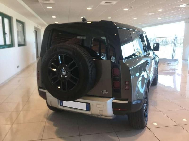 Usata Land Rover Defender 241 CV (177 kW) 2021 Bronzo SUV