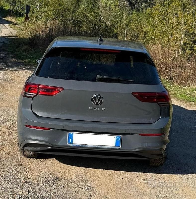 Usata VW Golf VII Style 116 CV (85 kW) 2021 Grigio Utilitaria