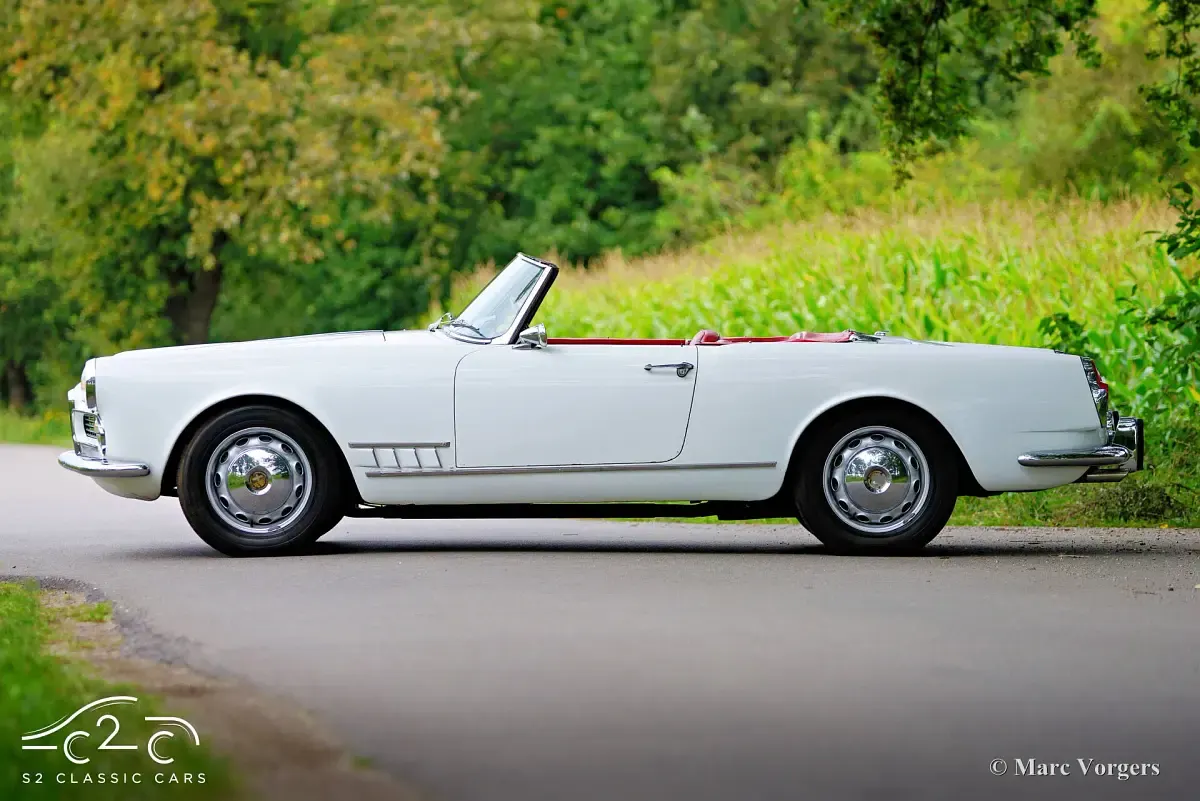 Usata Alfa Romeo 2000 115 CV (84 kW) 1959 Bianco Cabrio