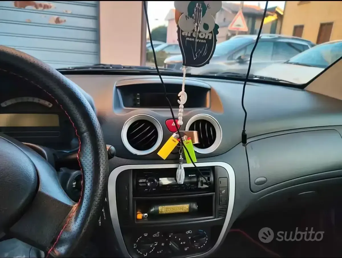 Usata Citroën C2 60 CV (44 kW) 2007 Verde Utilitaria