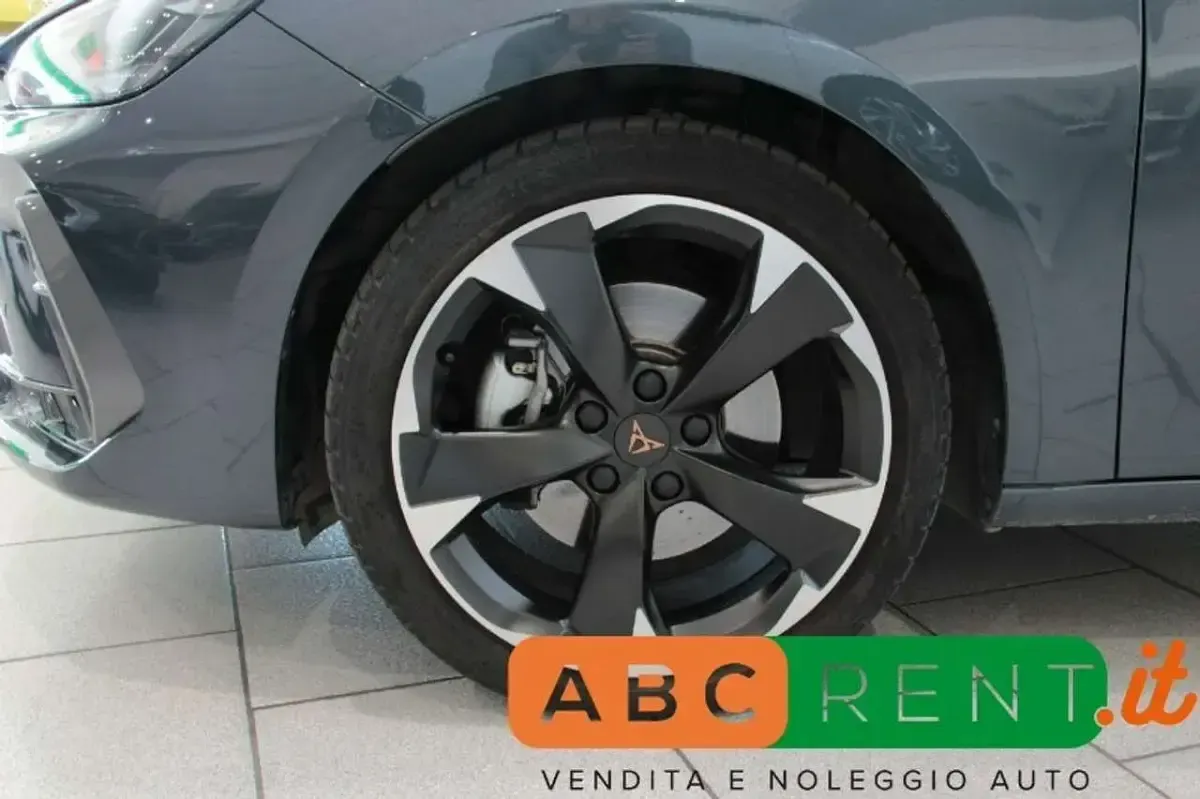 Usata Cupra Leon 150 CV (110 kW) 2025 Other Station wagon